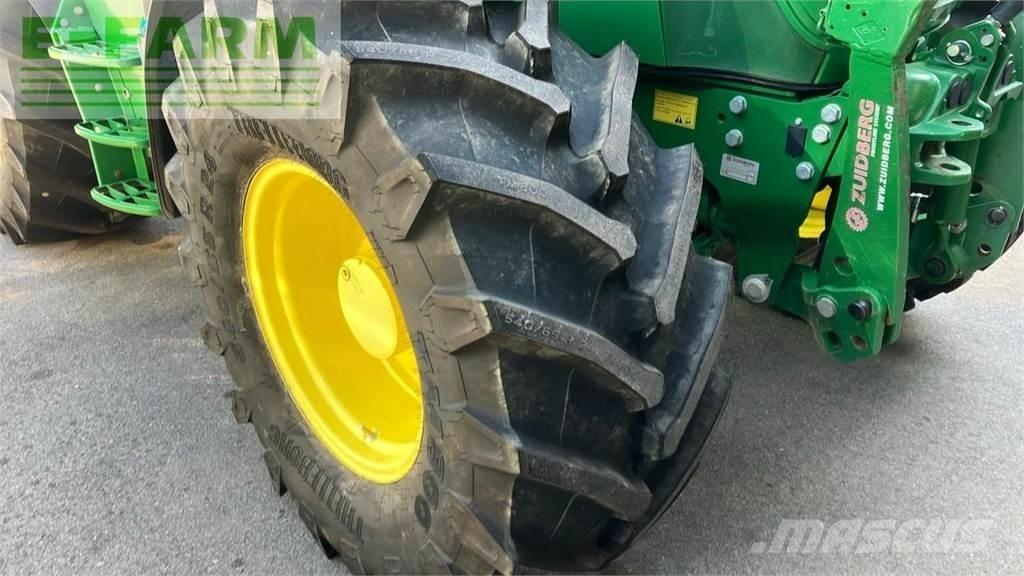 John Deere 6125R Traktory