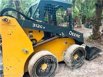 John Deere 312GR Smykem řízené nakladače