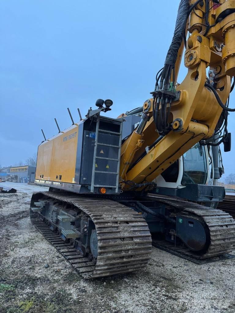 Bauer RTG RG 19 T Vibrační beranidla