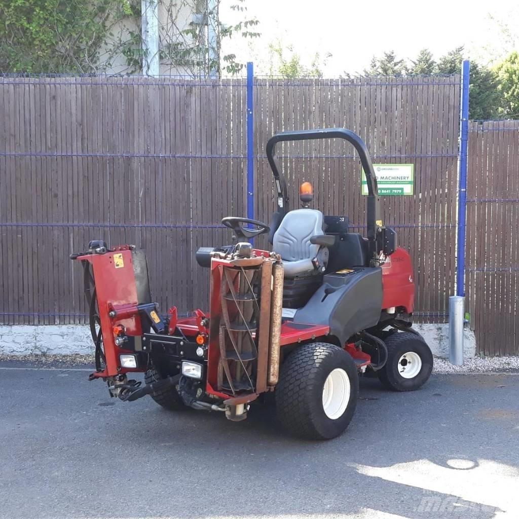 Toro LT3340 Sekačky pro sečení roughů a semiroughů