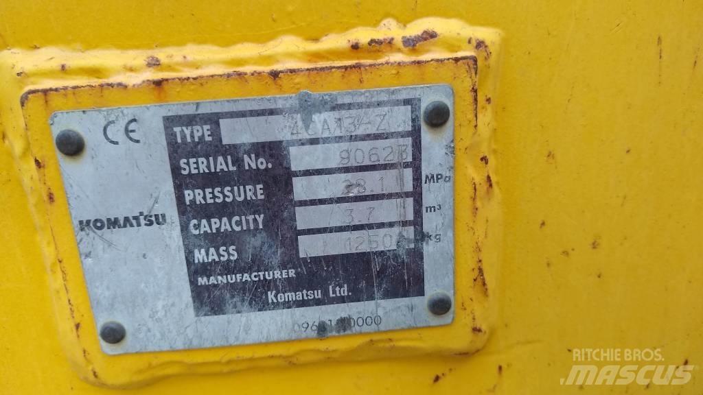 Komatsu D65PX-18 Pásové dozery