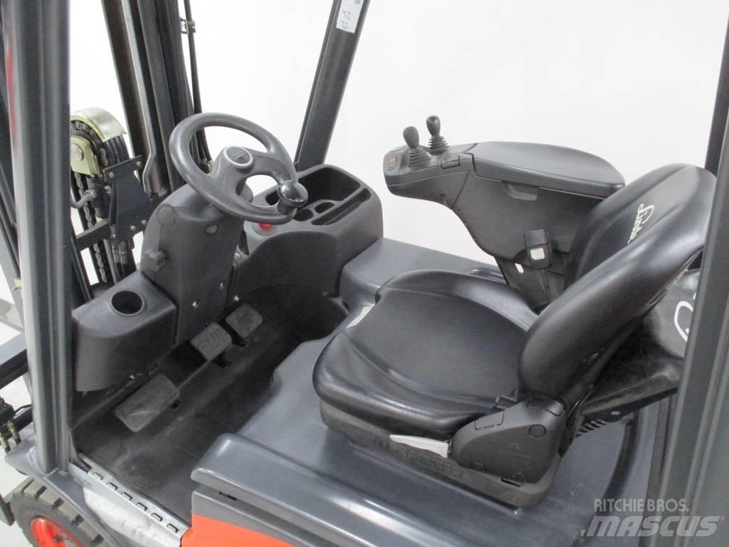 Linde E 16 C-02 Akumulátorové vozíky