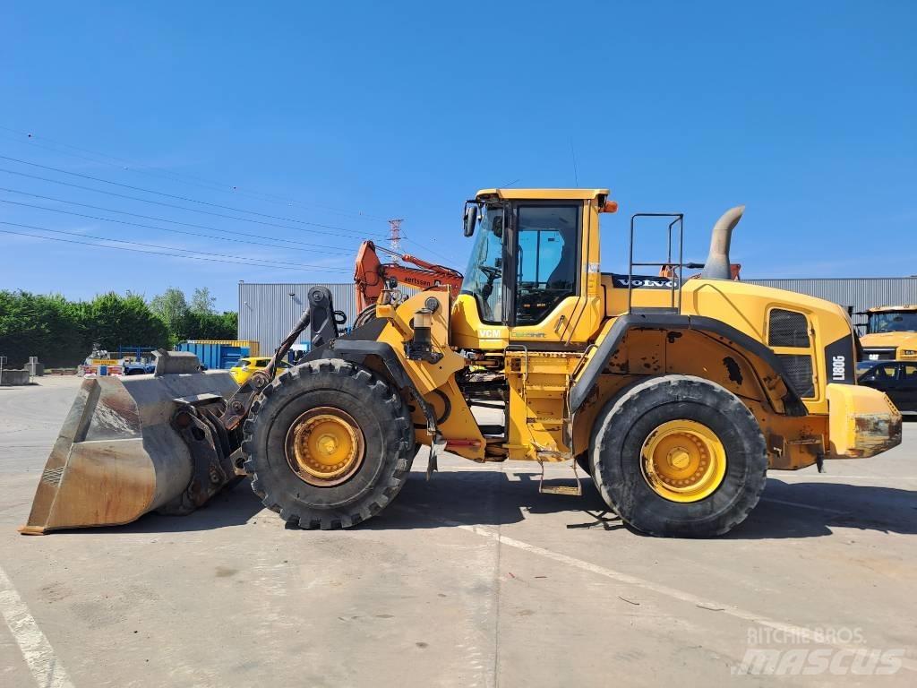 Volvo L180G Kolové nakladače