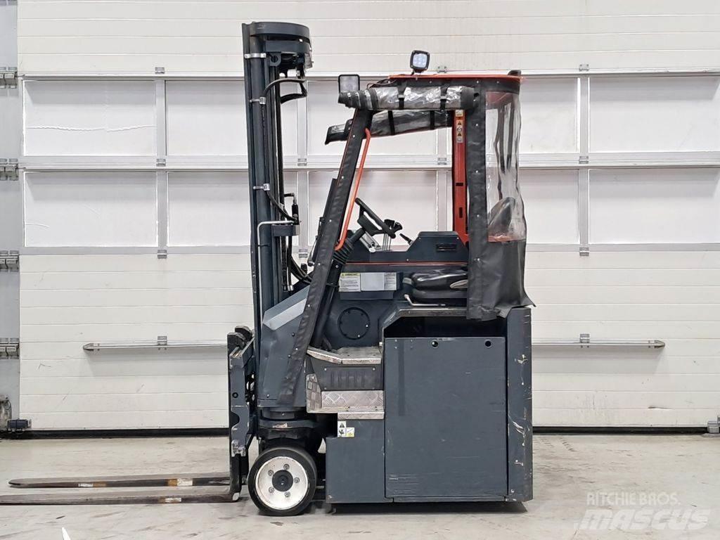 Combilift CBE2500 Vysokozdvižný vozík s bočním ložením
