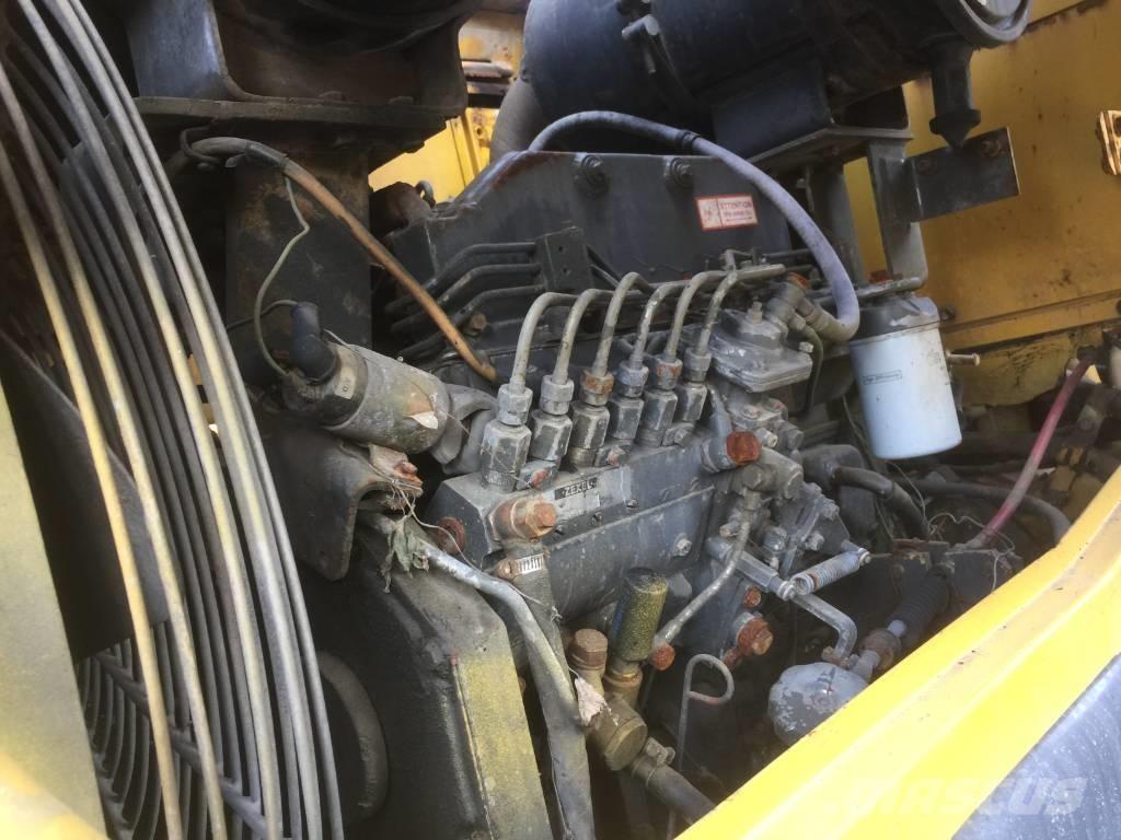 Komatsu WA 320-3 Kolové nakladače