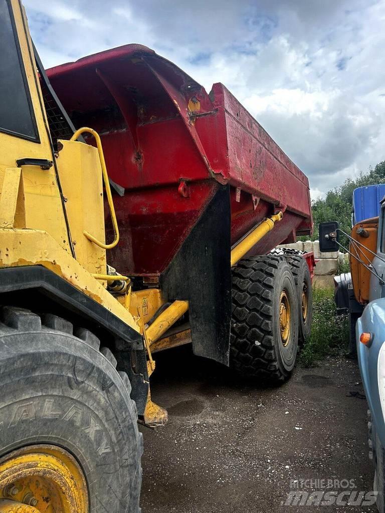 Volvo A25C Kloubové dempry