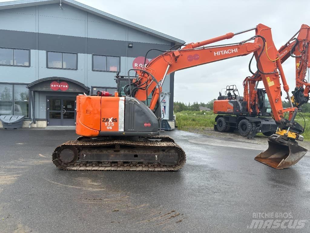 Hitachi ZX135US-3 Pásová rýpadla