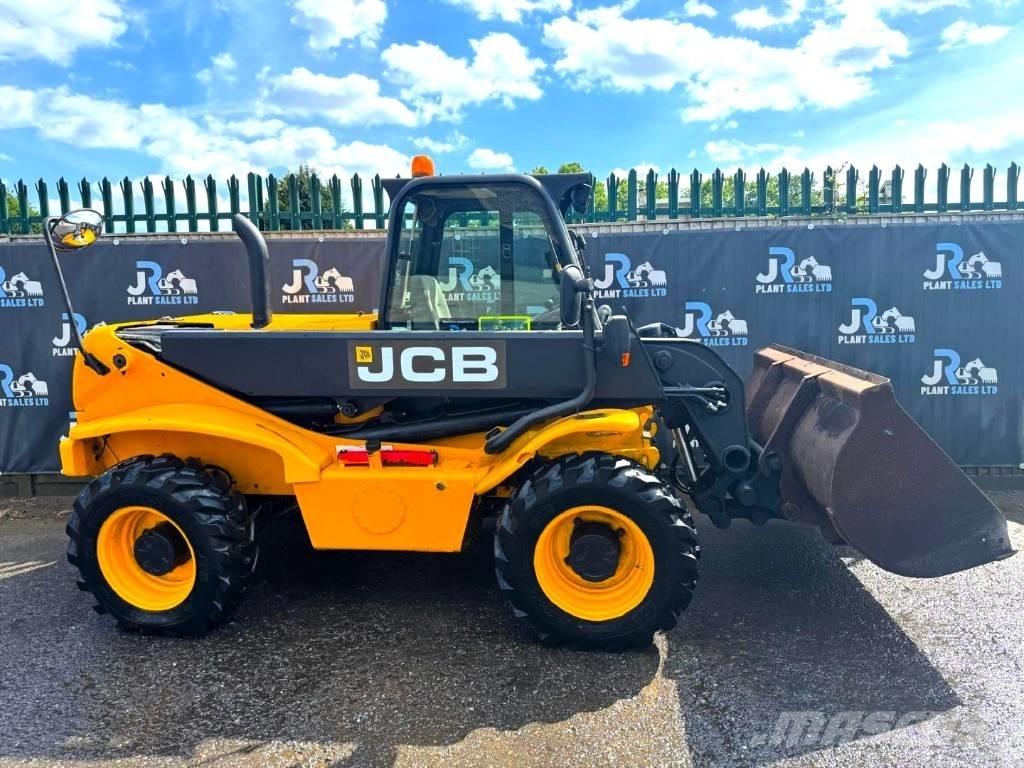 JCB 520-50 Teleskopické manipulátory