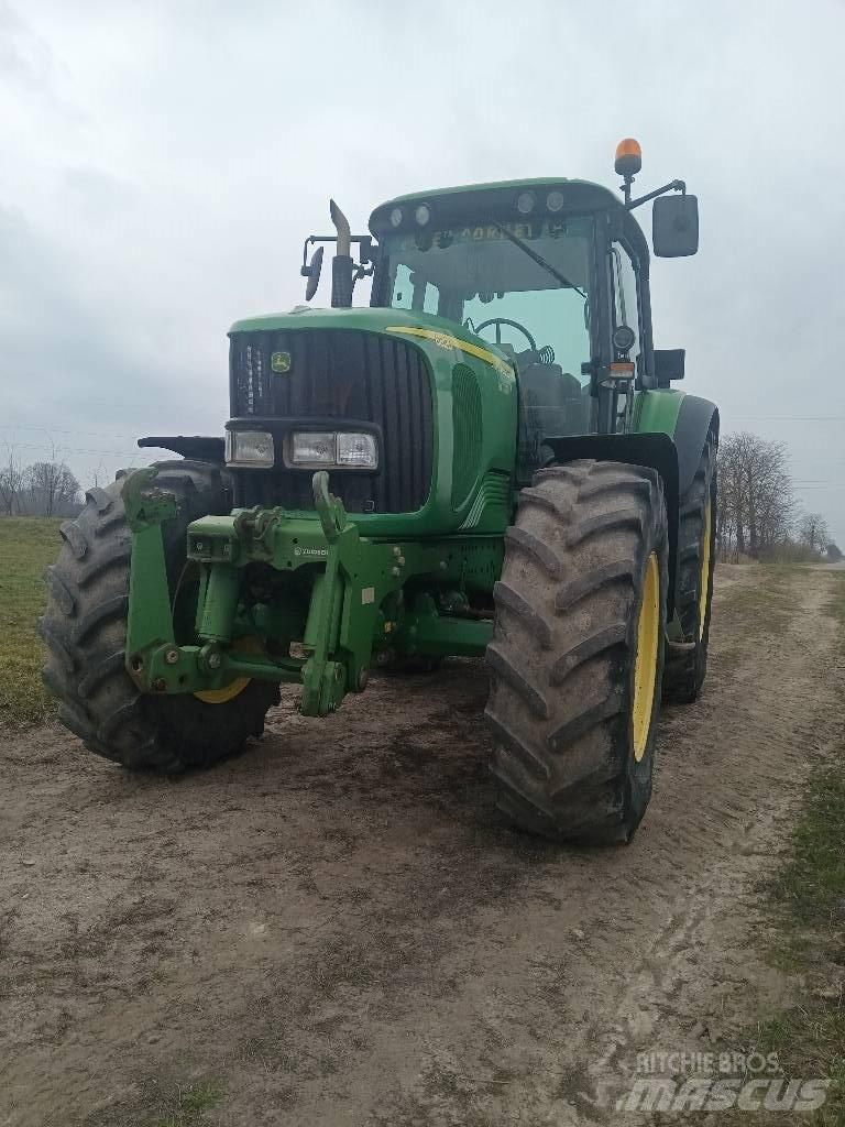 John Deere 6820 AQ Traktory