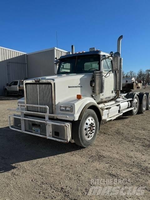 Western Star 4900 Tahače