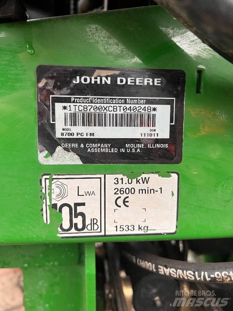 John Deere 8700 Sekačky fervejí