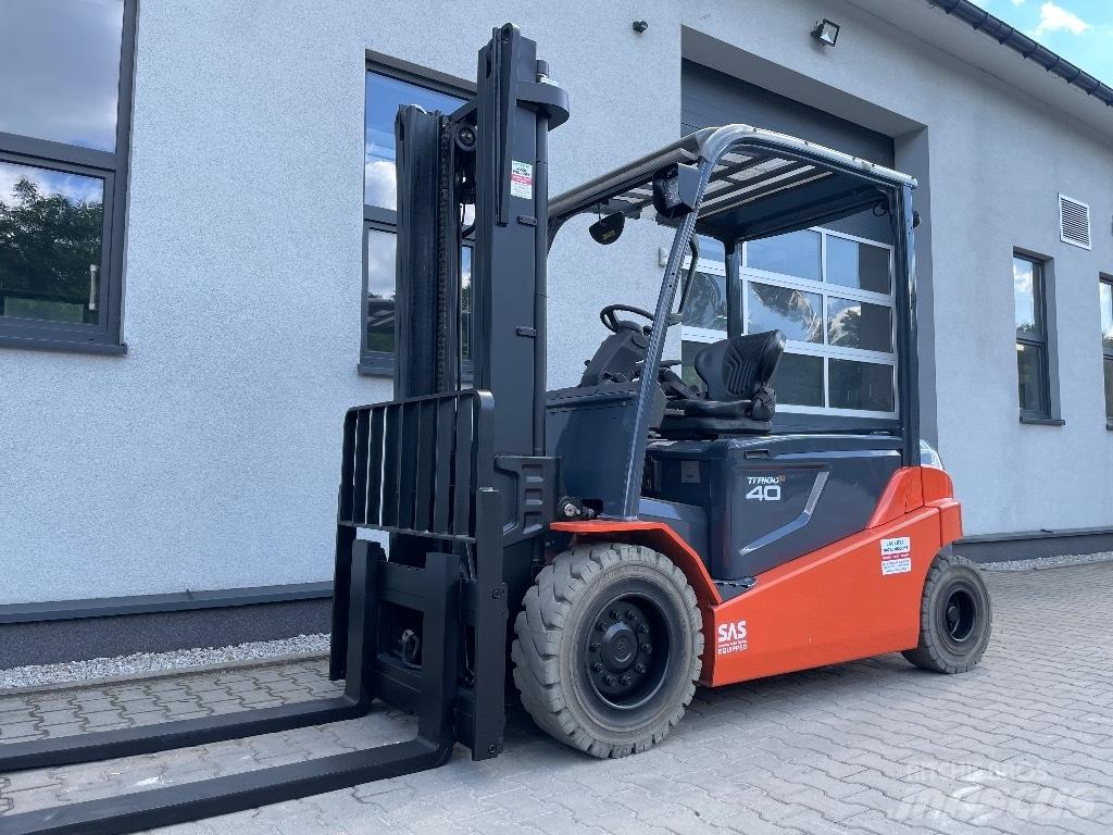Toyota 8FBMT40 Akumulátorové vozíky