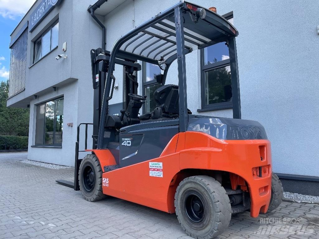 Toyota 8FBMT40 Akumulátorové vozíky