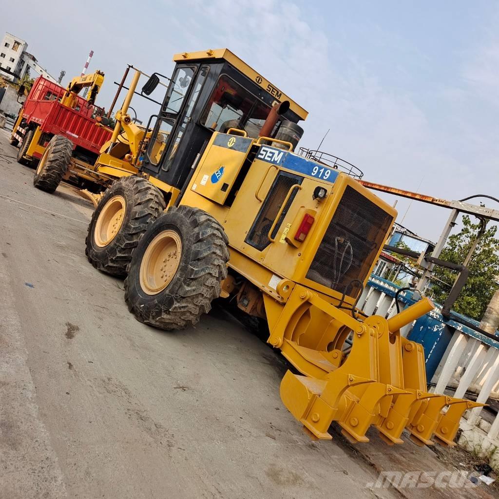 SEM 919 Grejdry