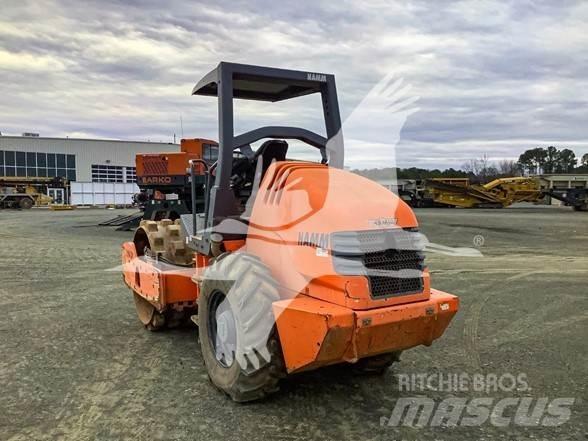 Hamm 3307P Tahačové válce