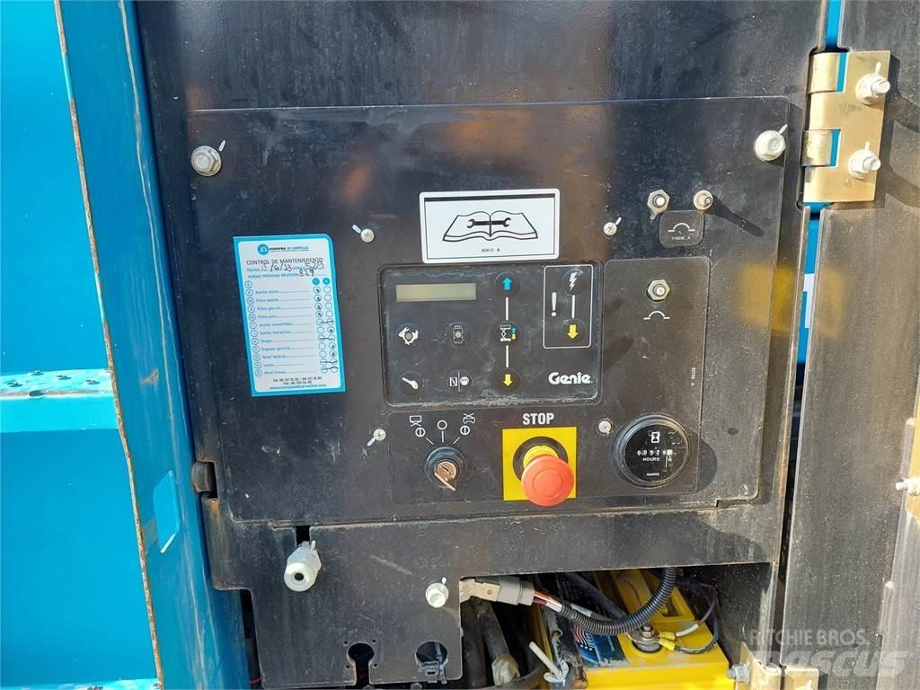 Genie GS4390 Nůžková zvedací plošina