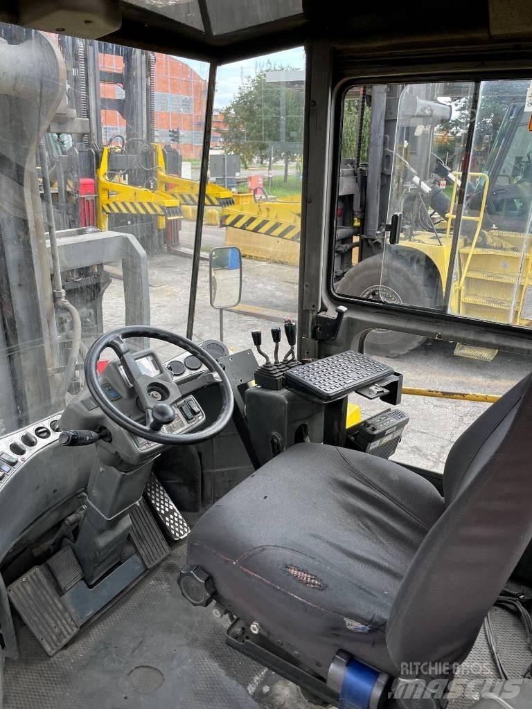 Kalmar DCD370-12 Dieselové vozíky