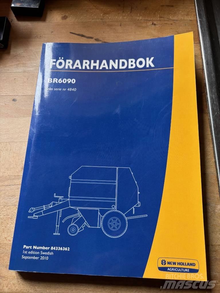 New Holland BR 6090 Lis na válcové balíky