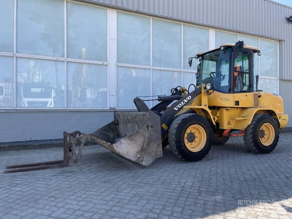 Volvo L 30 G     2018     CE Kolové nakladače