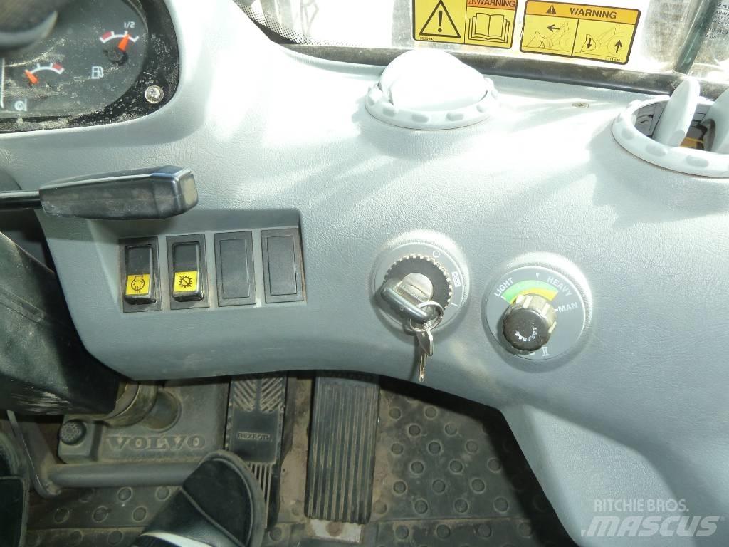 Volvo L 60 E Kolové nakladače