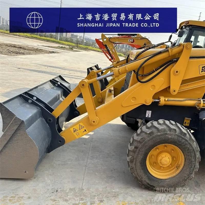 JCB 3 CX Kolové nakladače