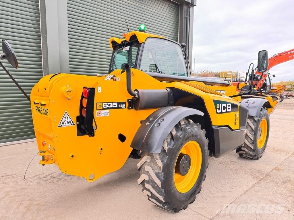 JCB 535-125 Hiviz Teleskopické manipulátory