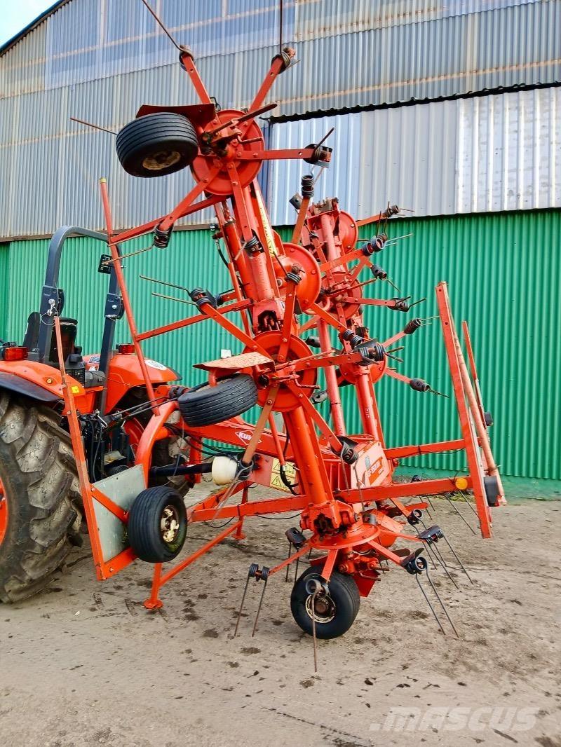 Kuhn GF8501 MH Obraceče a shrabovače sena