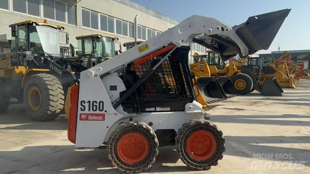Bobcat S 160 Smykem řízené nakladače