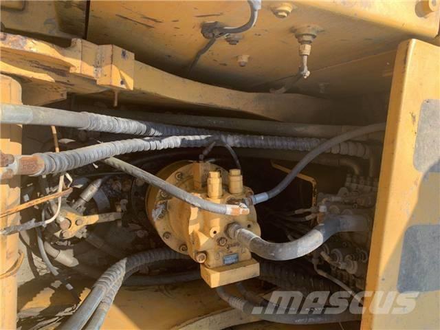 Hyundai R215-7 Pásová rýpadla