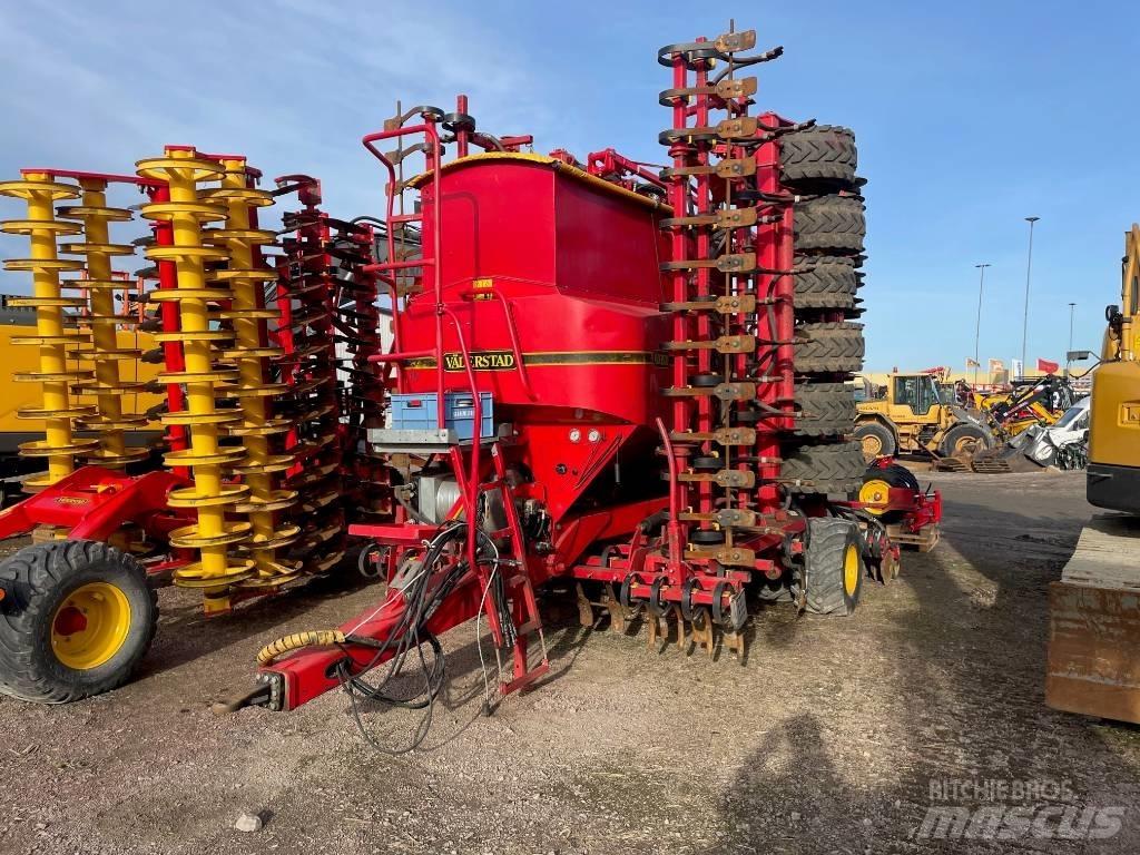 Väderstad Spirit 900 Mechanické secí stroje