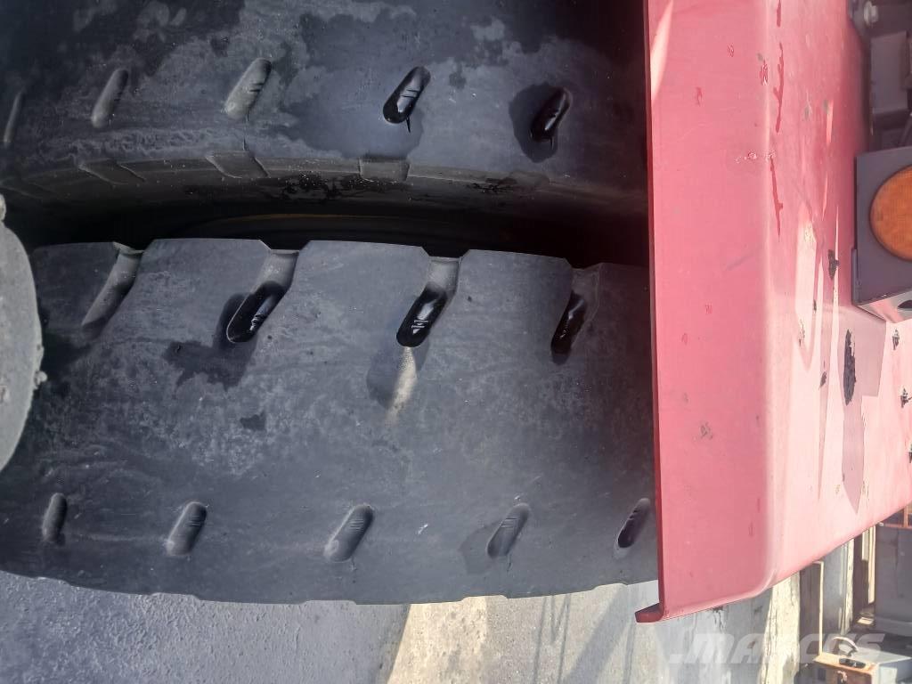 Kalmar DCG100-45ED7 Kontejnerové manipulátory