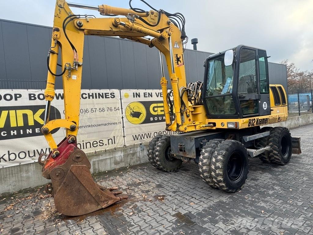 Kramer-allrad 812 Midi rýpadla 7t - 12t