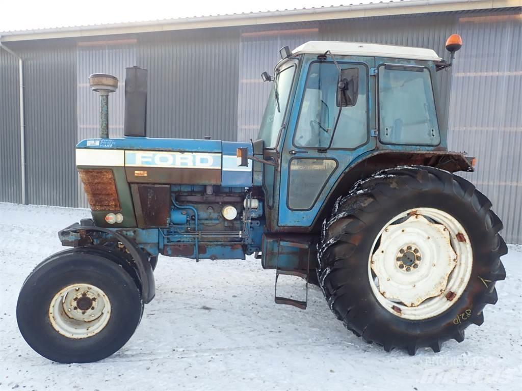 Ford 8210 Traktory