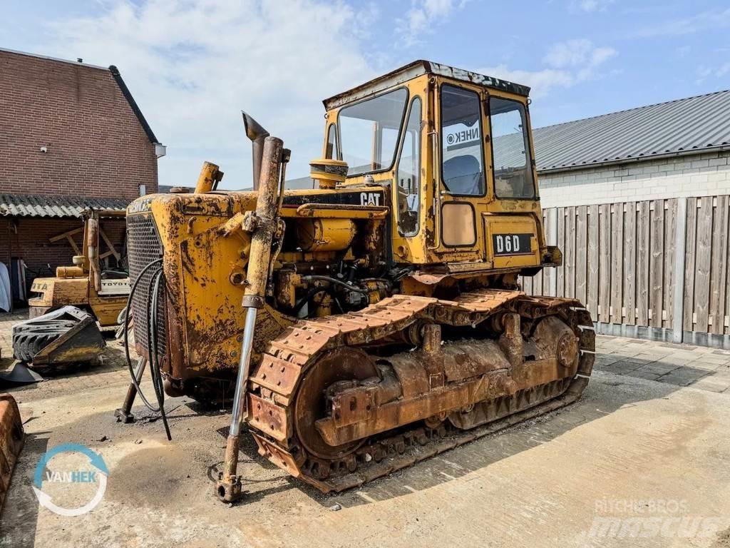 CAT D6D Pásové dozery