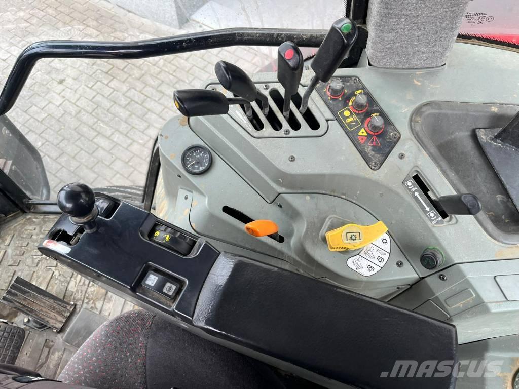 Massey Ferguson 8250 Traktory