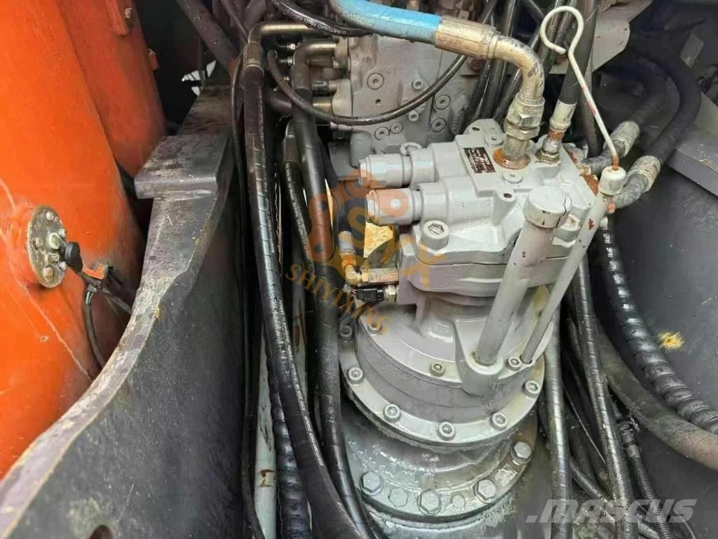 Hitachi ZX200-5G Pásová rýpadla