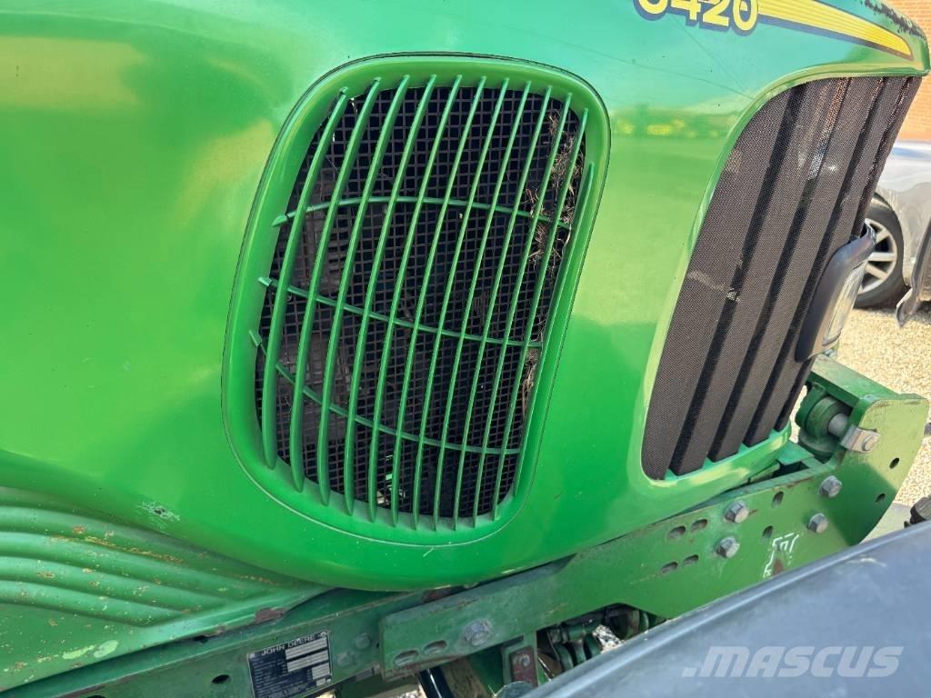 John Deere 6430 Traktory