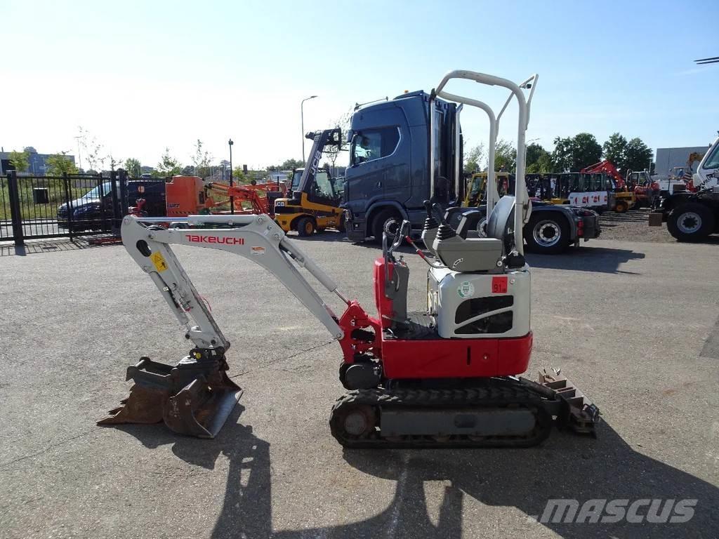 Takeuchi TB210 Mini rýpadla < 7t