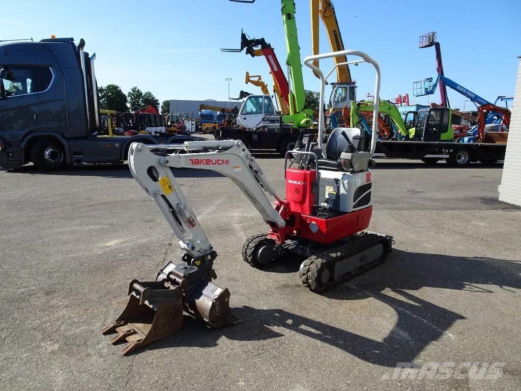 Takeuchi TB210 Mini rýpadla < 7t
