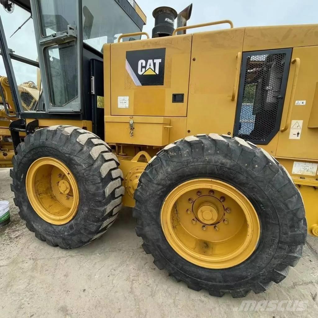 CAT 140K Grejdry