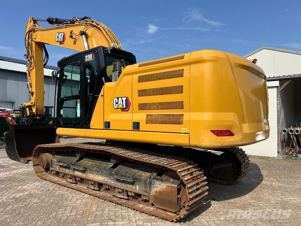 CAT 330 Pásová rýpadla