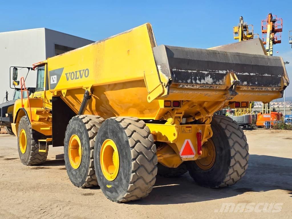 Volvo A25 D Vyklápěcí dempry