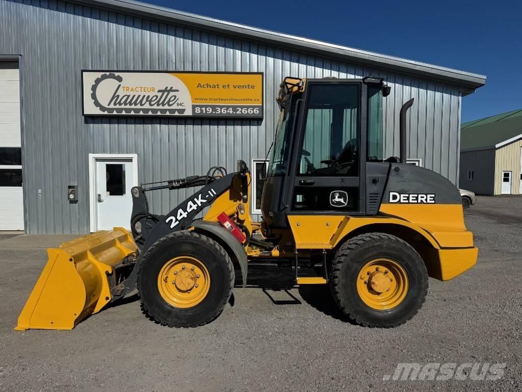 John Deere 244K-II Kolové nakladače