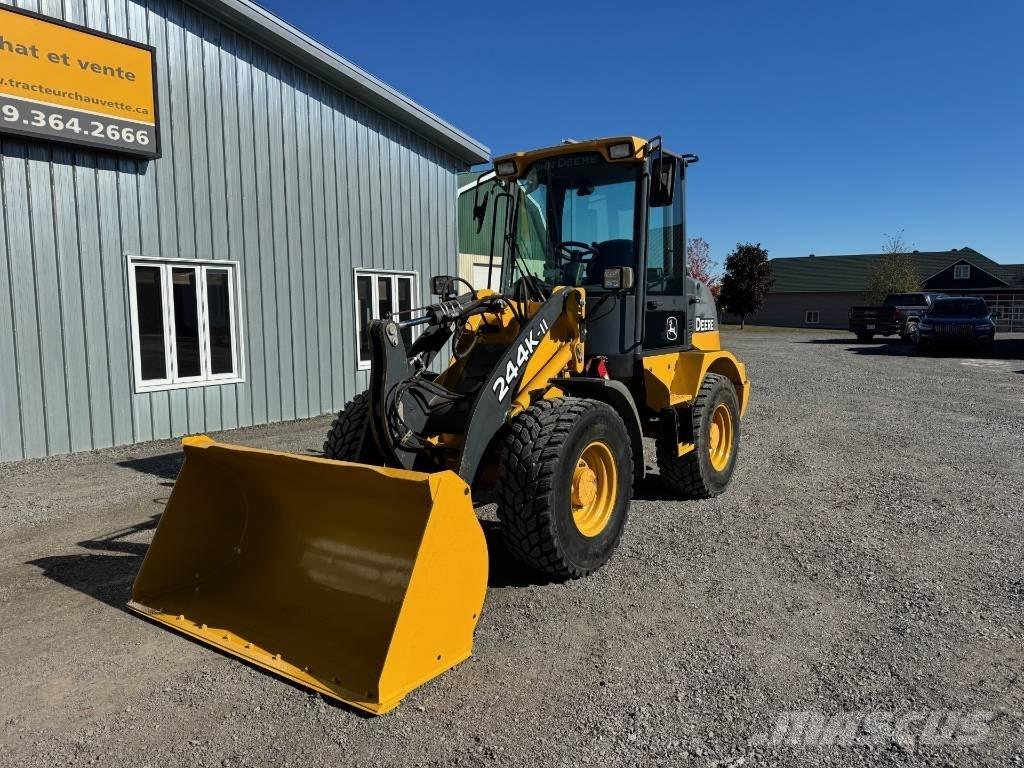 John Deere 244K-II Kolové nakladače