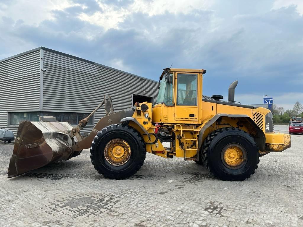 Volvo L120E Kolové nakladače