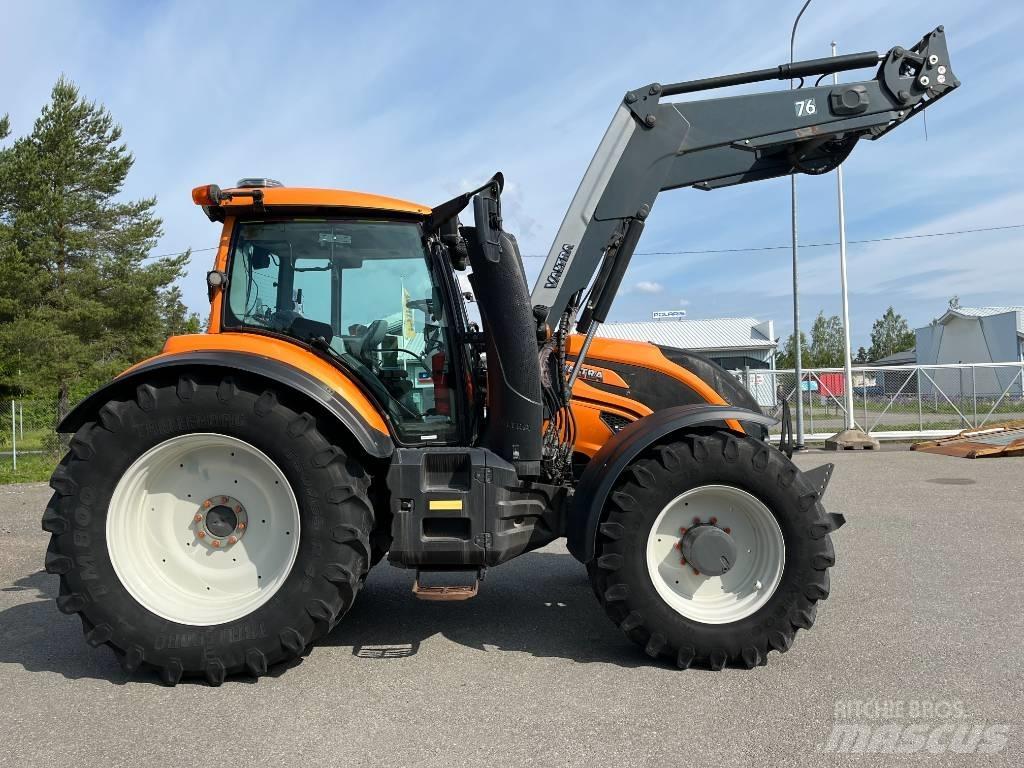 Valtra T174 E Traktory