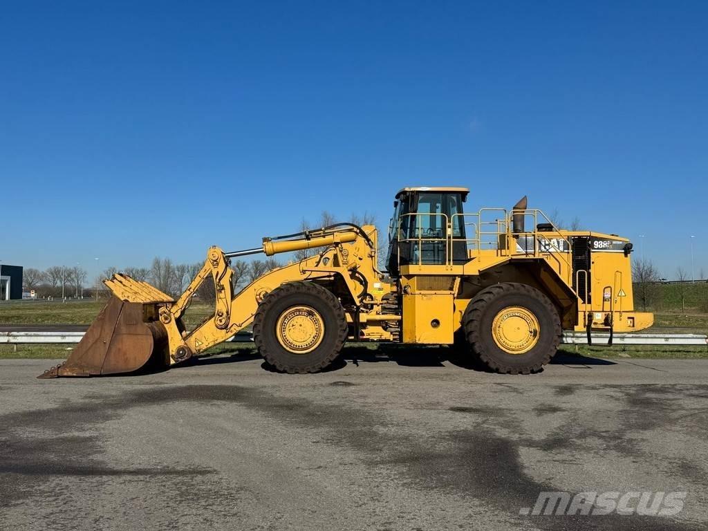 CAT 988H Kolové nakladače