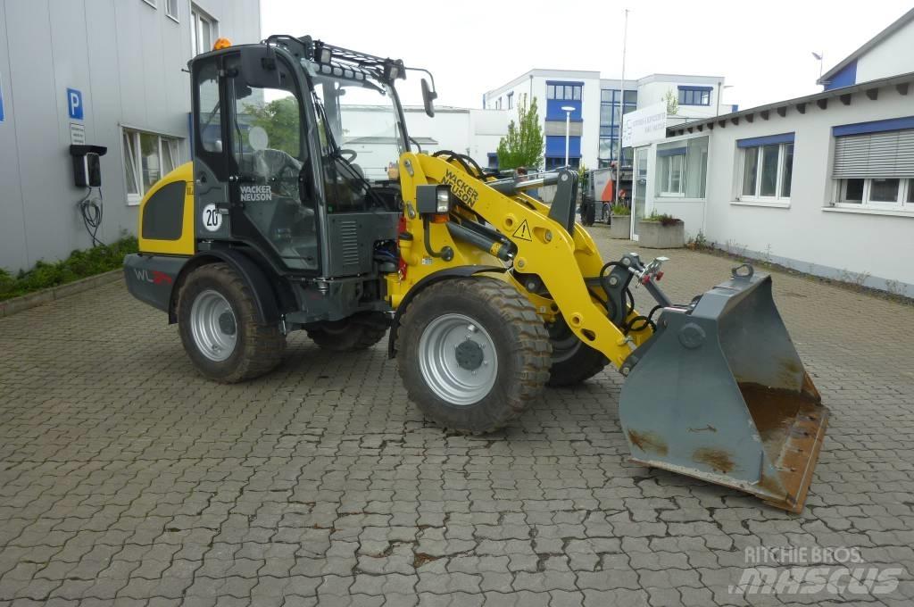Wacker Neuson WL 34 Kolové nakladače