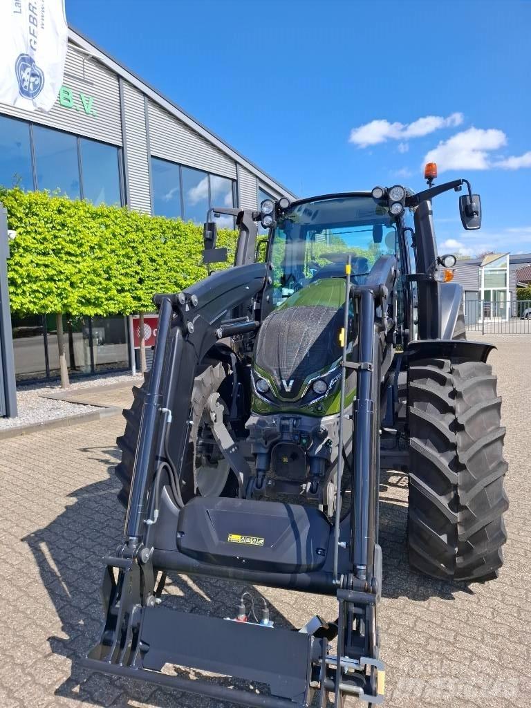 Valtra G 125 Active Traktory