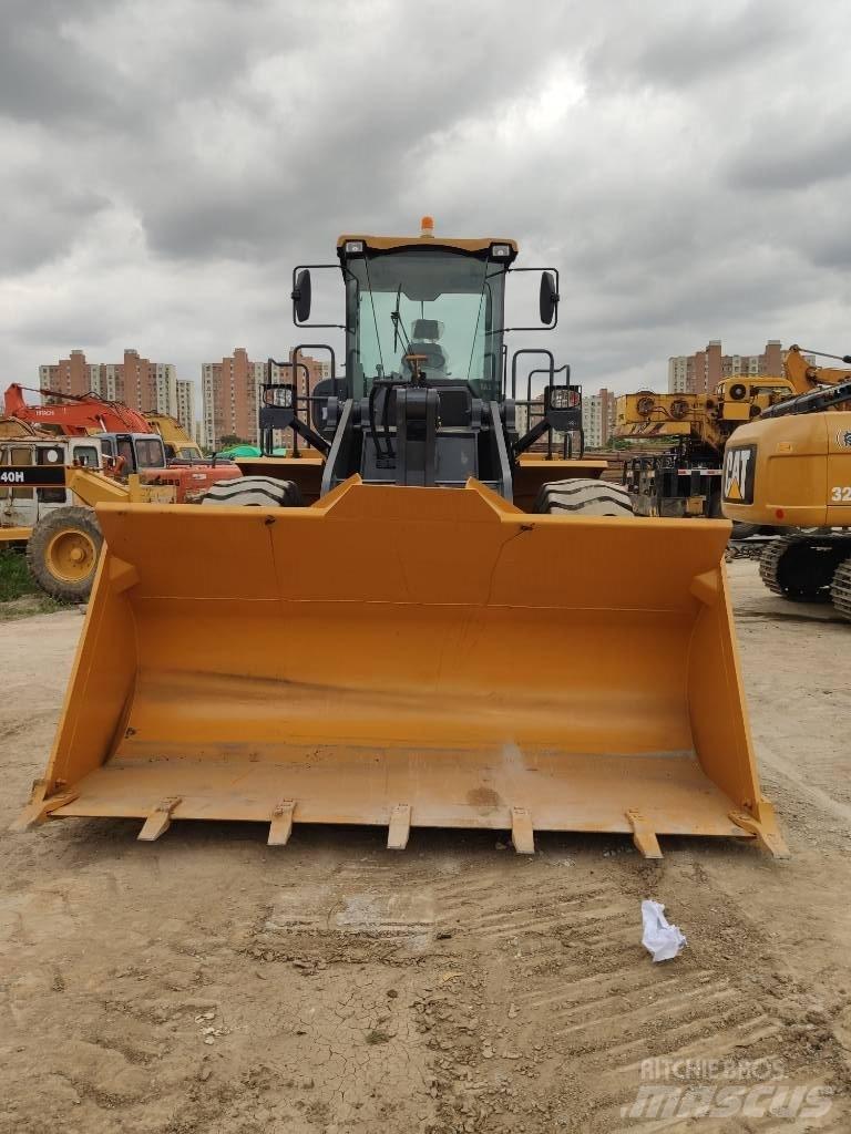 XCMG ZL50G Kolové nakladače